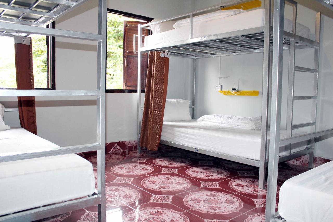 Aham Hostel (Adults Only) Luang Prabang Esterno foto